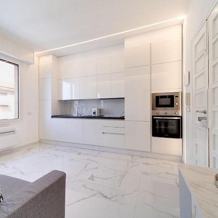 Suite Aurora Luxury In The Center Of Sanremo Exterior photo